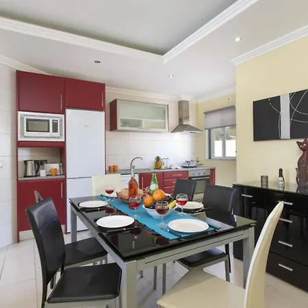 Bolina By ヴィラ *