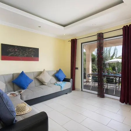 Bolina By * 알부페이라